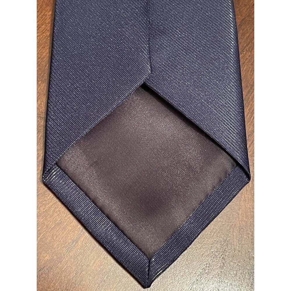 Van Heusen Blue 75% Polyester 25% Nylon Men’s Neck Tie Made In China - Picture 2 of 9